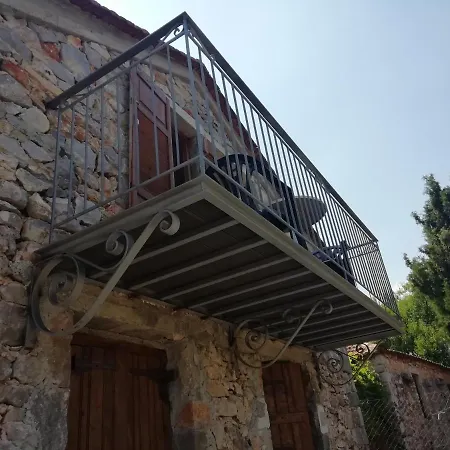 Tsitalia Cottage House Leonidio Exterior photo