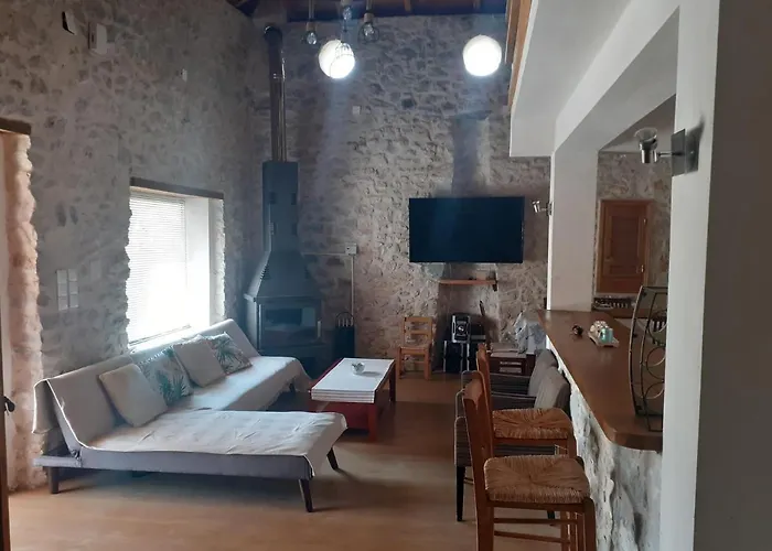 Tsitalia Cottage House