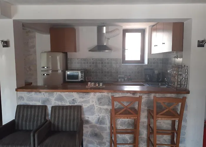 Tsitalia Cottage House